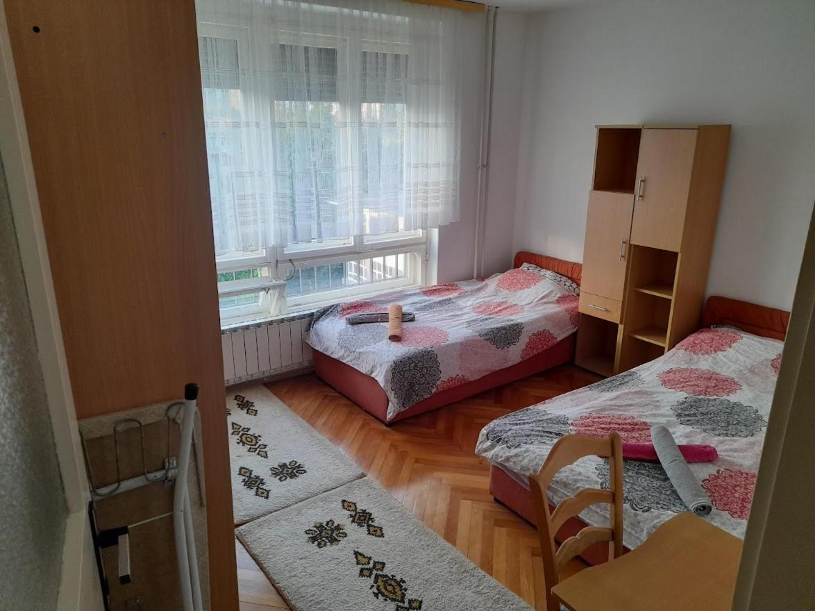 Apartman Bulevar Stupine Tuzla Eksteriør bilde